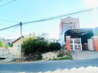 Hạ 1.5 tỷ bán gấp đất mặt tiền đường hà huy tập  view cực đẹp  ngay trung tâm đà lạt