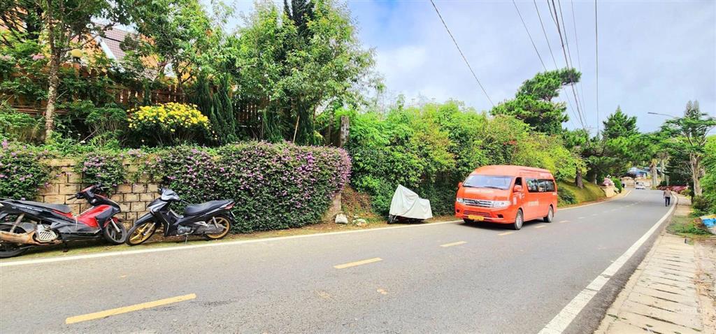 Bán đất 2 mặt tiền khu biệt thự đống đa view đẹp nhất nhì trung tâm đà lạt