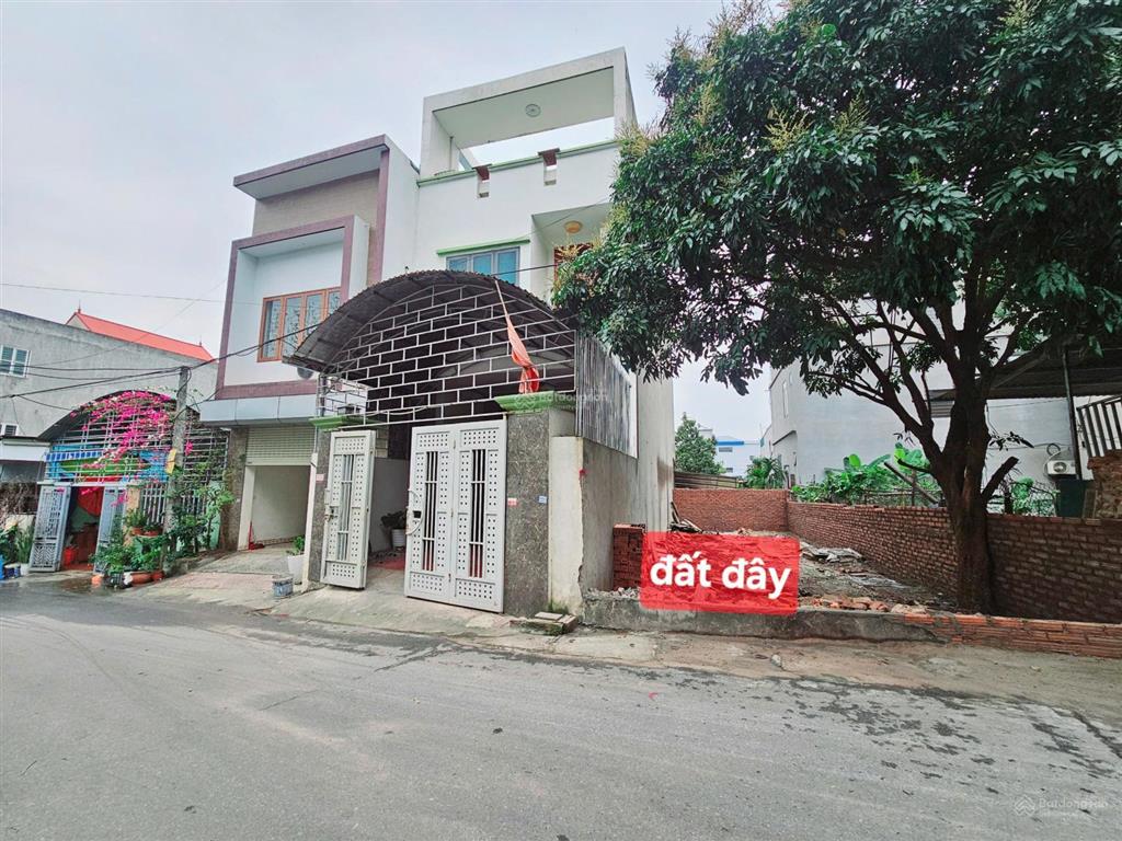 Bán gấp lô đất đẹp tdp mậu thông sát kcn khai quang và chợ mậu lâm 90m2 mt 5,01m nở hậu đẹp 2,47tỷ
