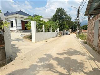 Chính chủ bán gấp lô đất trung tâm tt. hợp châu, tam đảo dt 102m2 mt 5,2m sđcc giá 850tr 0988296228