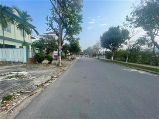 Chủ gửi bán lô mt lê kim lăng dtich khủng 200m2 view đẹp thích hợp xây biệt thự
 đường 7m5

