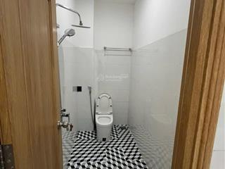 Bán nhà 2 tầng mặt tiền tôn đản. diện tích đất 90m diện tích sử dụng 165m.
công năng 3 phòng