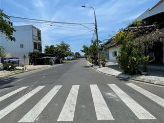 Lô đất 2 mặt tiền cực phẩm view sông cổ cò, hướng thẳng ra biển non nước