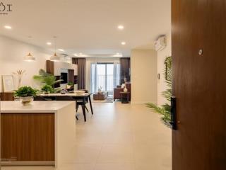 Bán căn hộ 2 phòng ngủ kosmo tây hồ, full nội thất đẹp, sổ đỏ giá bán 7.5 tỷ (bao phí)