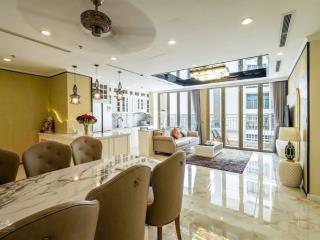 Bán căn hộ 4pn view sông, decor sang trọng, sẵn sổ hồng, tầng 26 tại vinhomes central park