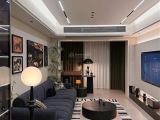 Cần bán căn hộ 120m2, 3pn, 2vs tòa rainbow văn quán, căn đẹp view thoáng. . 0983 669 ***