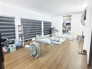 Siêu phẩm tập thể nguyễn công trứ tầng 2 + 3 thông tầng nhà đẹp trung tâm!