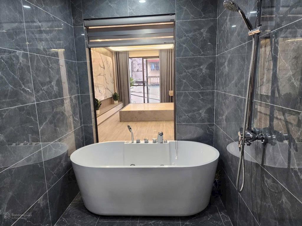 Siêu hiếm thạch bàn nhà đẹp 6 tầng thang máy oto 48m chỉ 9.15 tỷ nhà 48m x 6 tầng, thang máy x