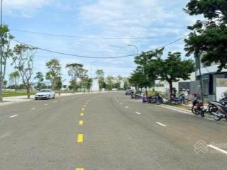 Chính chủ bán lỗ 300tr lô đất mặt tiền ql51sân bay long thành 4kmsổ sẵn công chứng 1ty25+bank 70%