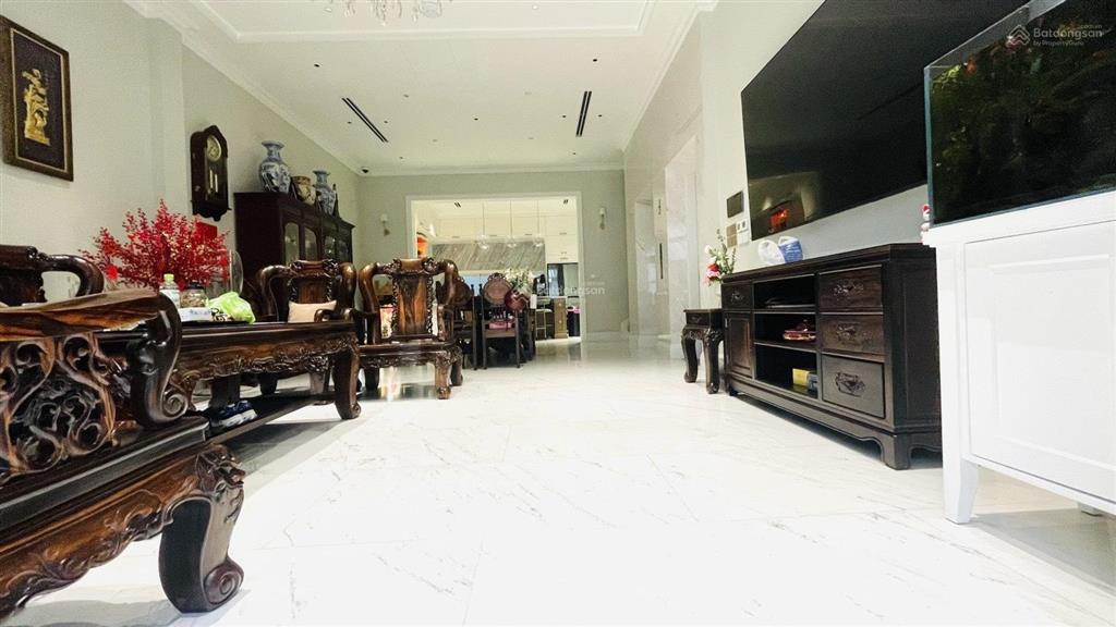 Bán nhà mặt tiền nguyễn văn thủ, quận 1 vị trí vàng trung tâm, siêu phẩm hiếm có