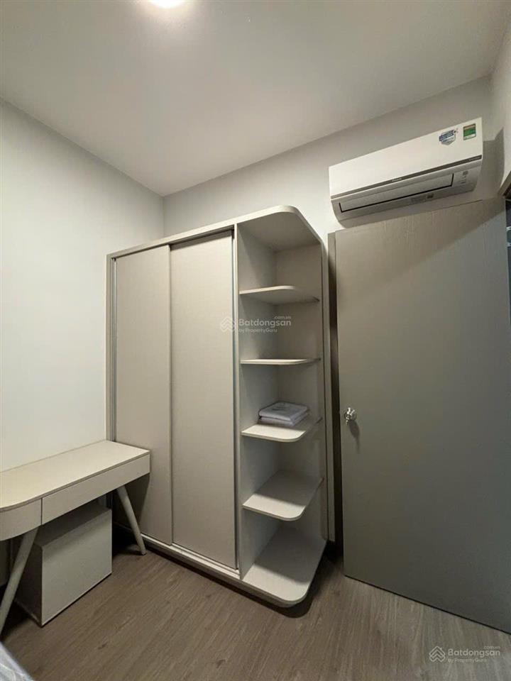 Bán căn hộ 59m2 (2pn)  giá 2,8 tỷ  full nội thất  sổ hồng sẵn