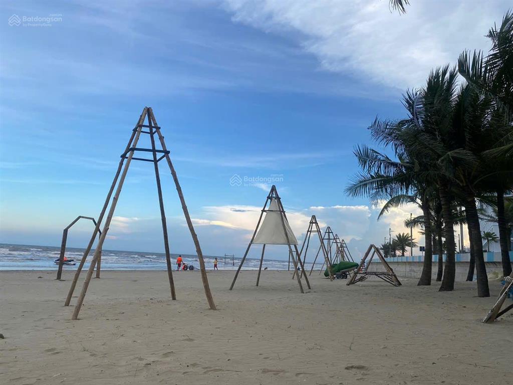 10,5 tỷ biệt thự mặt biển vlasta sầm sơn  sổ đỏ vĩnh viễn  0925 908 ***