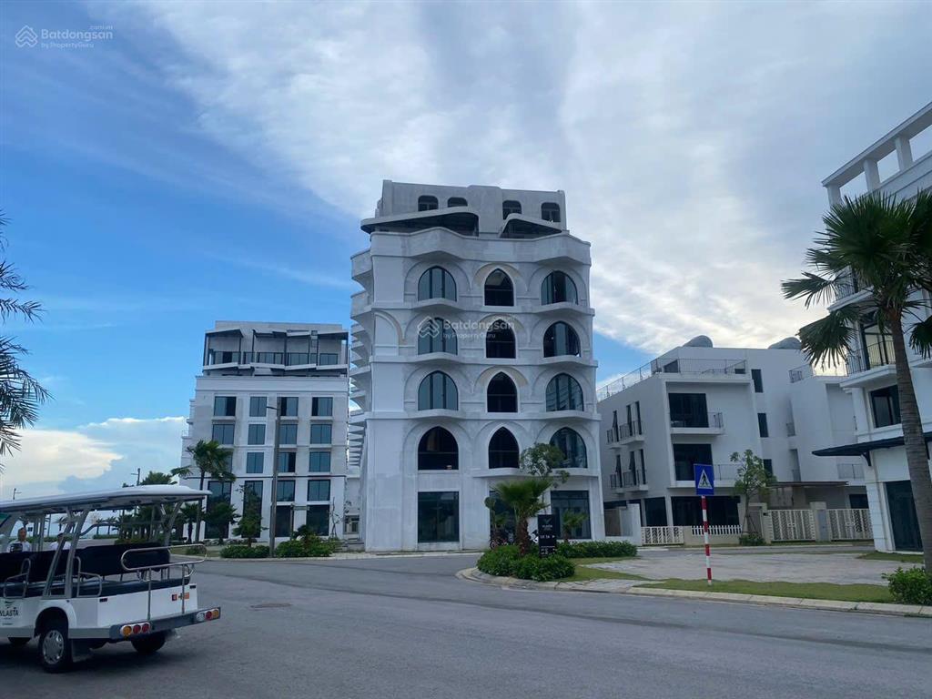 10,5 tỷ biệt thự mặt biển vlasta sầm sơn  sổ đỏ vĩnh viễn  0925 908 ***