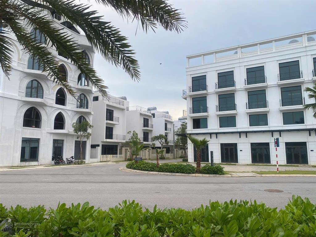 10,5 tỷ biệt thự mặt biển vlasta sầm sơn  sổ đỏ vĩnh viễn  0925 908 ***