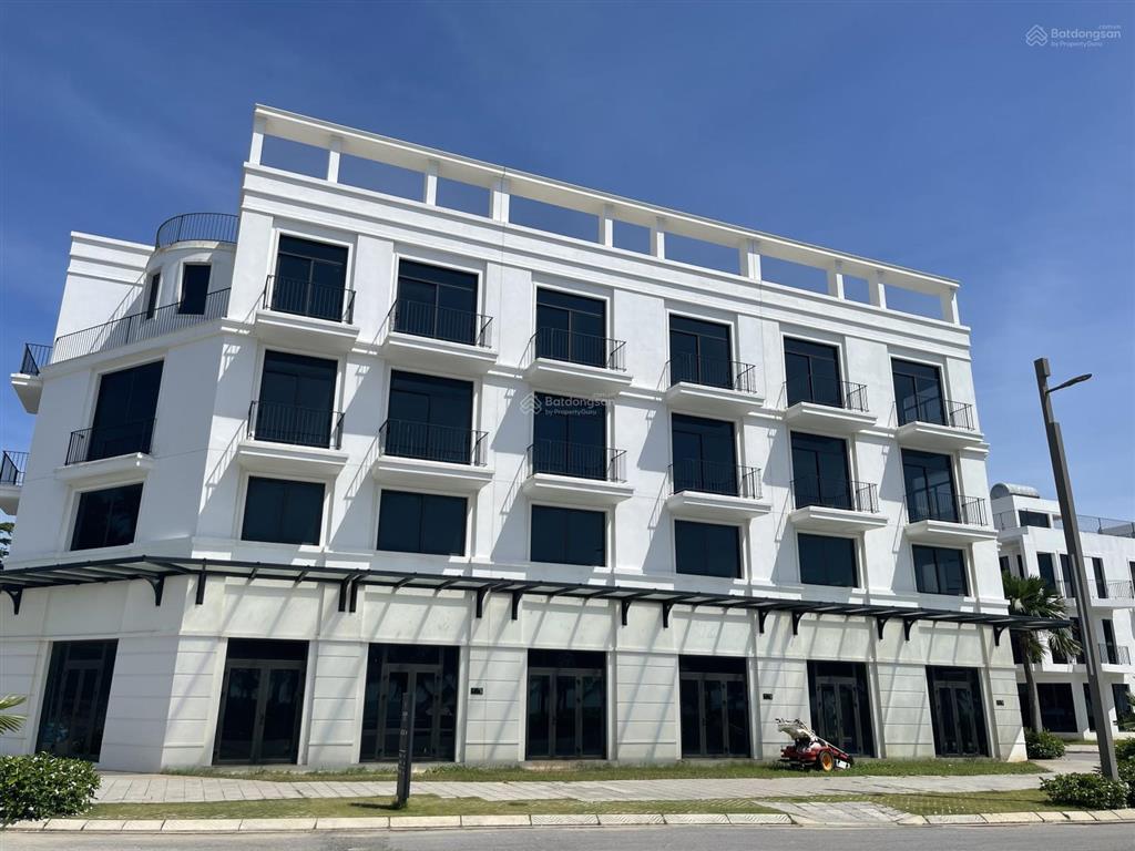 Shophouse siêu vip mặt tiền 11.5m view trực diện biển vlasta sầm sơn, sổ vĩnh viễn  0925 908 ***