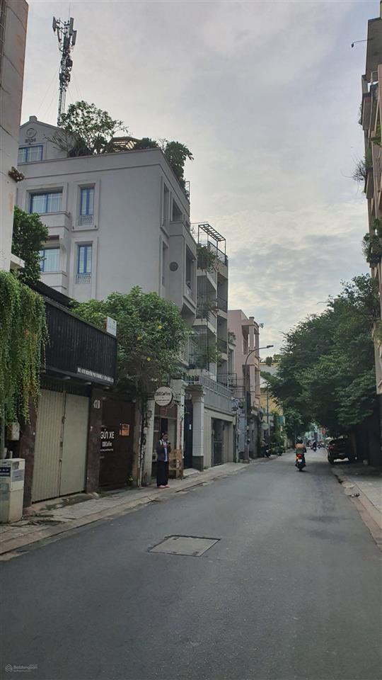 Nhà mặt tiền p. tân định, dt 60 m2 (4 x 15.4) giá tốt