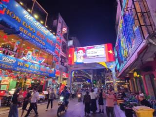 Nhà 4 tầng, hẻm xe hơi bùi viện, dt 94 m2, ngang khủng 9.4 m giá tốt