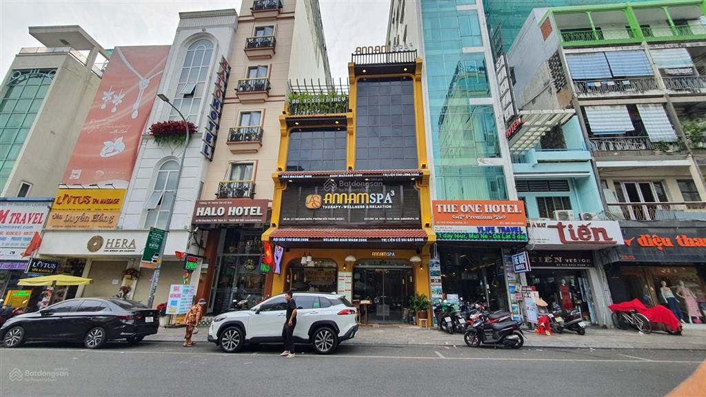 Vip chợ bến thành, nhà 3 tầng, dt 75 m2, dòng tiền hơn 1 tỷ/năm, giá đầu tư