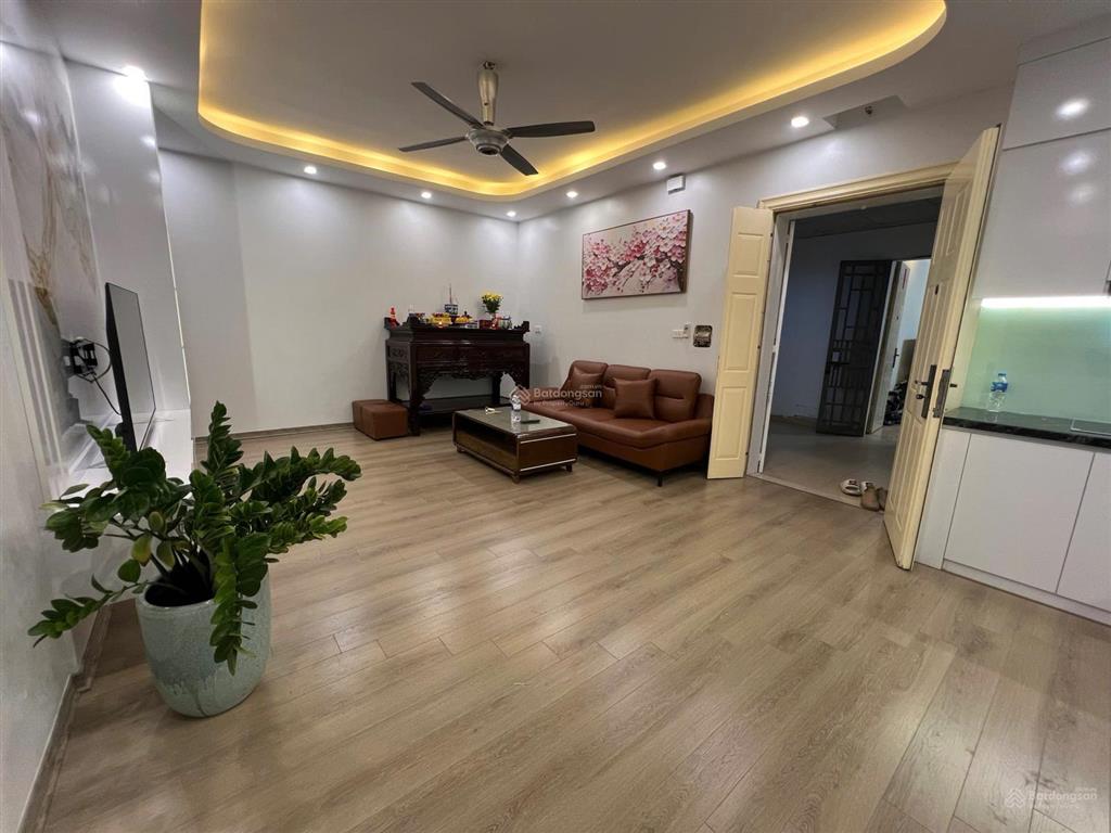 Cần bán gấp căn hộ chung cư tân việt full nội thất đẹp