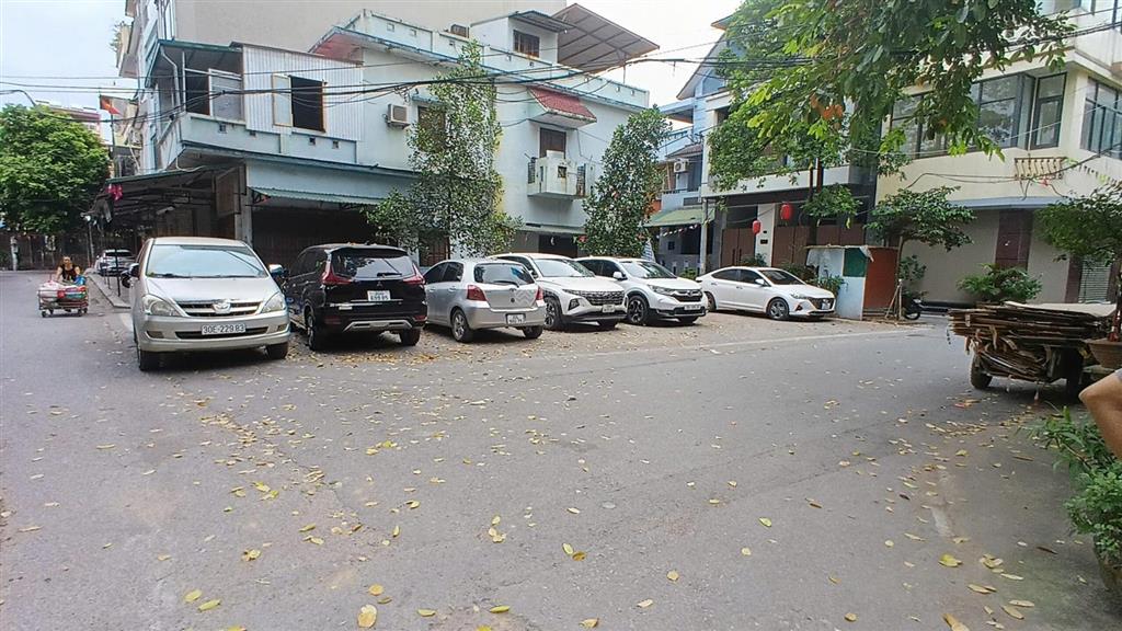 Bán đất đẹp xuất sắc tại ngõ 264, trung kiên, 5 tỷ, 54m2