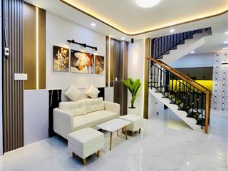 Nhà đúc 2 tầng  dt 4x9m (36m2)  ngay gò dầu  chỉ 4 tỷ xíu