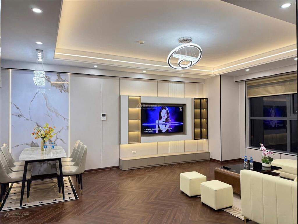 Giảm giá bán gấp trong tháng 12 căn 3 ngủ  2vs tòa vinata tower cầu giấy, dt 112m2, 10.9 tỷ có tl