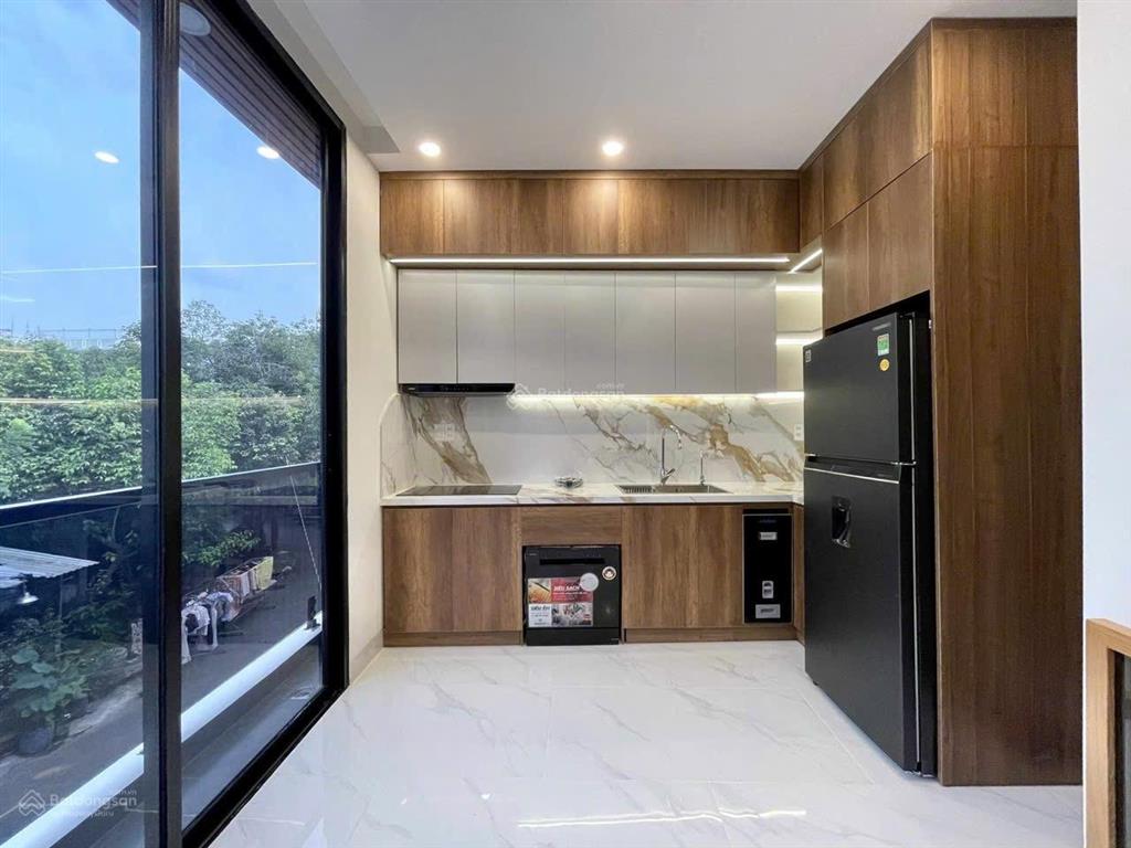 Bán nhà mặt tiền đường ô tô p. bình trưng đông, quận 2