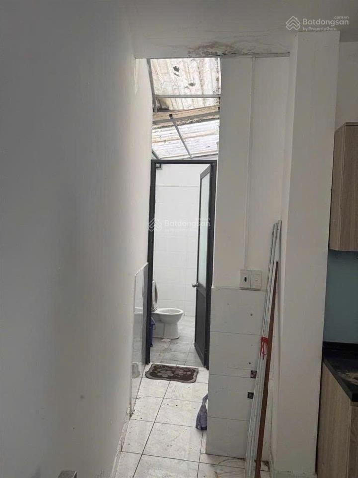 Nhà mặt tiền kinh doanh đường 13 quận 2  2 tầng, sổ hồng riêng, cách bv lê văn thịnh 300m