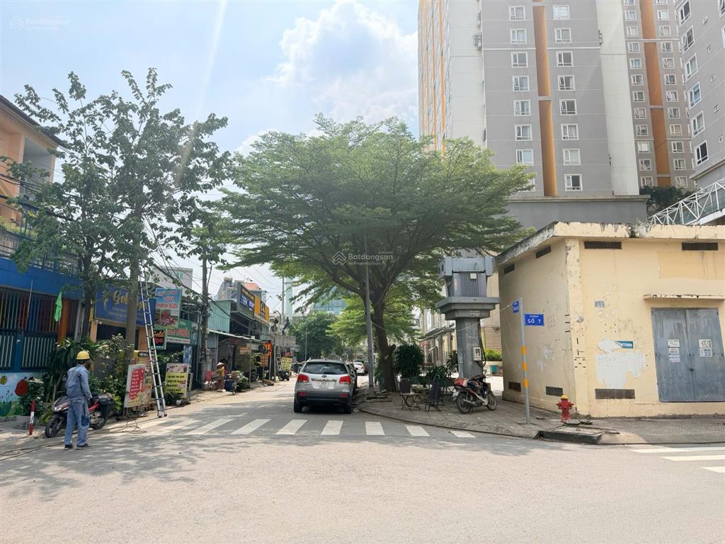 Bán căn góc 2 mặt tiền đường số 7, p.thạnh mỹ lợi, quận 2. đối diện chung cư cbd