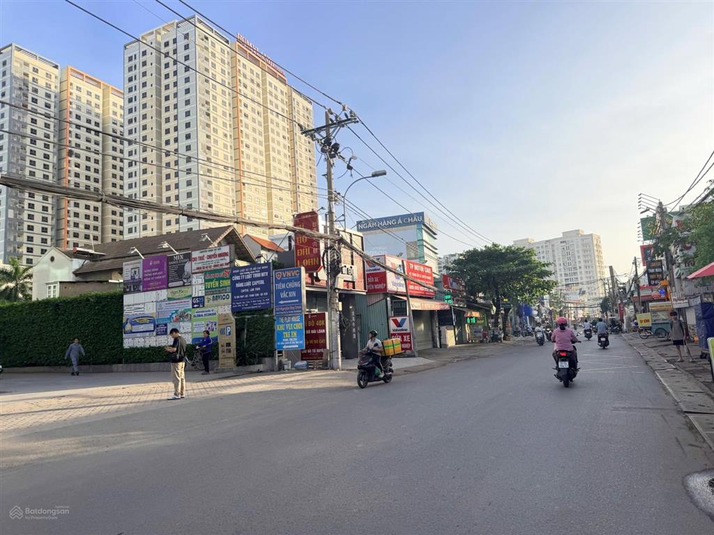 Bán nhà mặt tiền đường nguyễn duy trinh p.bình trưng tây quận 2.