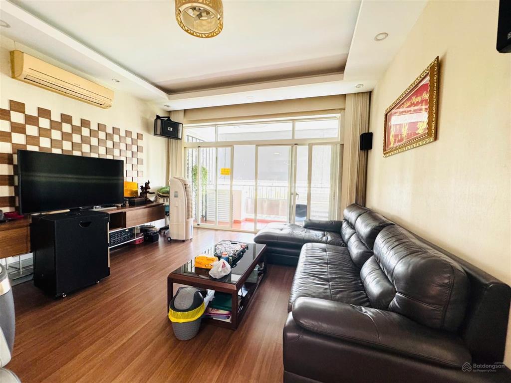 Bán cc cảnh viên 1, 3pn, 2wc, 11 tỷ vnd, 118m2, view đẹp tại cảnh viên 1, p tân phú, q7, hcm