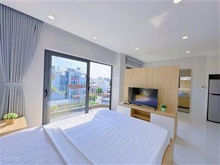 Căn hộ balcony/ cửa sổ thoáng, ngã tư hàng xanh, chợ bà chiểu, bình thạnh