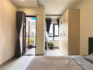 Căn hộ balcon/ cửa sổ thoáng, 35m2 phố phan xích long, công viên phú nhuận