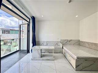 Căn hộ mới khai trương balcony, cửa sổ thoáng, ngã tư hàng xanh, chợ bà chiểu, bt