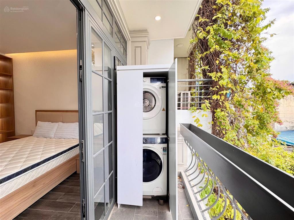 Căn hộ cao cấp ban công/ cửa sổ, ngay cầu thị nghè  nguyễn cửu vân, thảo cầm viên  bình thạnh