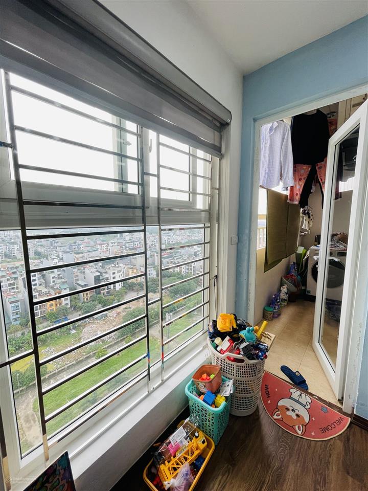 Chính chủ bán ch 57m2 2pn  2wc full nội thất  tầng đẹp chung cư mipec city view.  0838 551 ***
