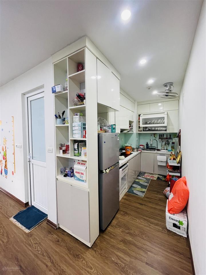 Chính chủ bán ch 57m2 2pn  2wc full nội thất  tầng đẹp chung cư mipec city view.  0838 551 ***