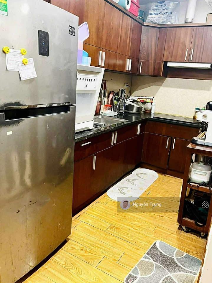 Chính chủ cần bán ch 70m2 2pn full nội thất  cc victoria văn phú .   0838 551 *** .