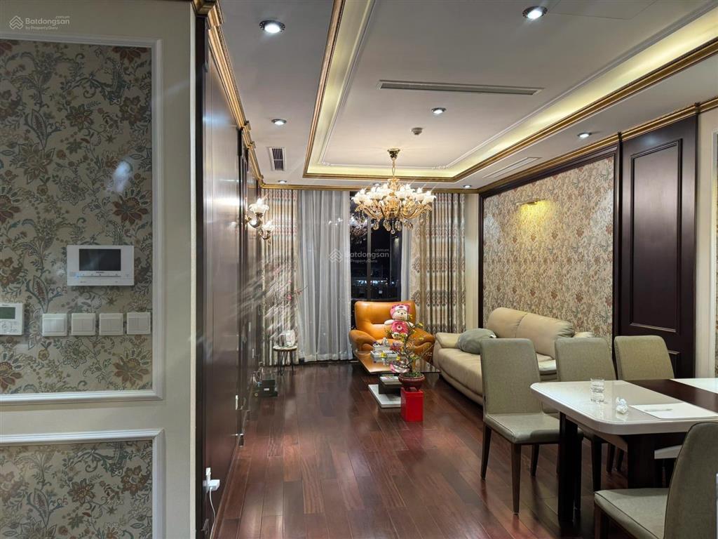 Tôi bán căn hộ tầng cao view đẹp 120m2 3 ngủ chung cư hc golden city giá 13.4 tỷ bao thuế phí