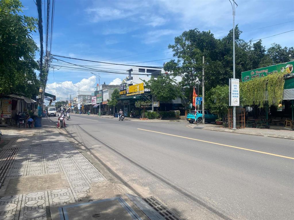 Cho thuê nhà riêng tại kdc thuận giao, bình dương. diện tích 280m2 (mặt tiền 10m x dài 28m)