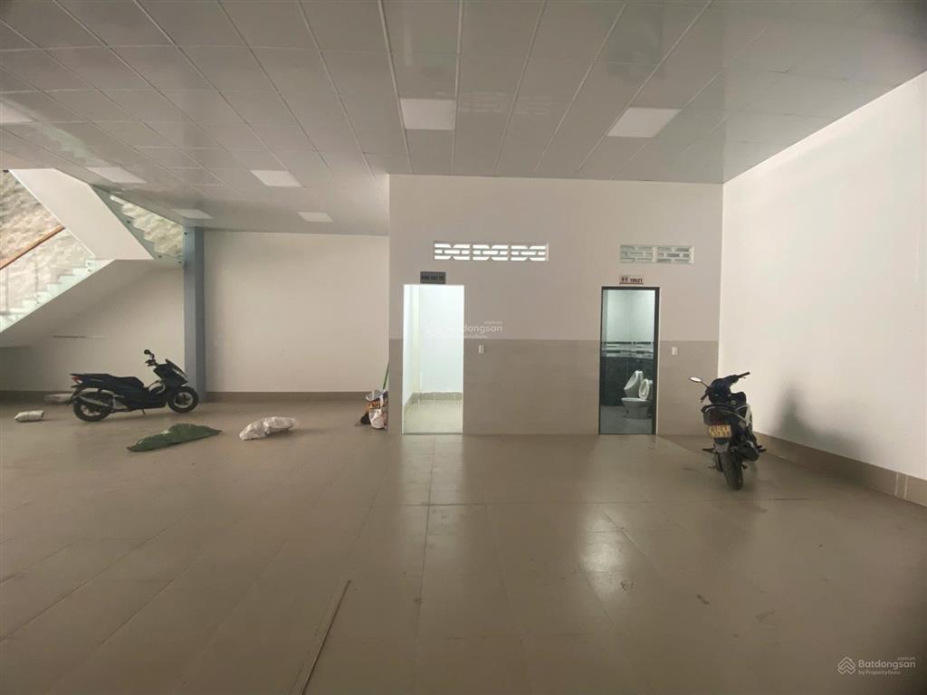 Cho thuê nhà riêng tại kdc thuận giao, bình dương. diện tích 280m2 (mặt tiền 10m x dài 28m)