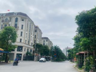 Bán đất dv vạn phúc ngay sát him lam, dt 50m2, trước nhà ô tô tránh, không lỗi, giá siêu hời