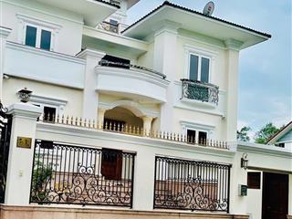 Hàng hiếm bán biệt thự trần ngọc diện thảo điền dtcn 725m2 trệt lầu áp mái 110 tỷ sân vườn hồ bơi