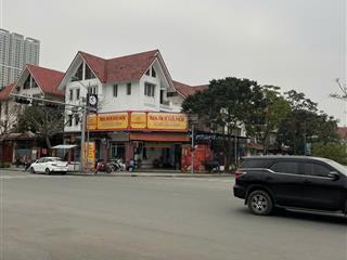 Cho thuê nhà 4,5 tầng liền kề simco sông đà vạn phúc hà đông  dt 75m2, nhà đẹp, giá rẻ