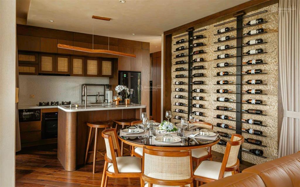 Villa sân vườn 218m² cực phẩm, cách hồ xuân hương 300m