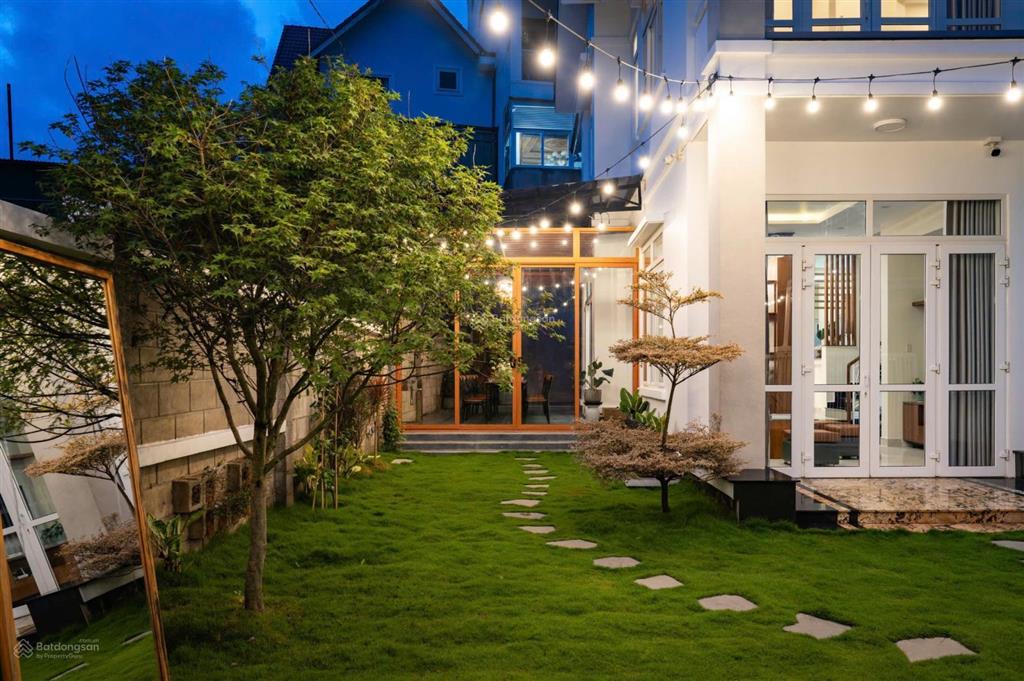 Bán gấp nhà đẹp triệu việt vương, phường 4 chỉ xách vali vào ở