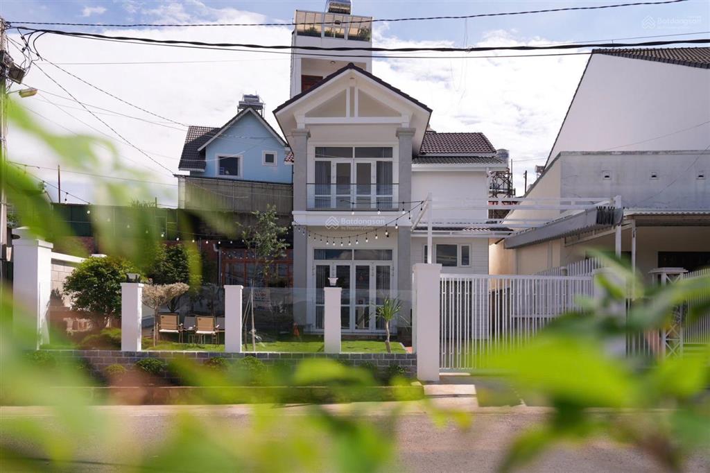 Bán gấp nhà đẹp triệu việt vương, phường 4 chỉ xách vali vào ở