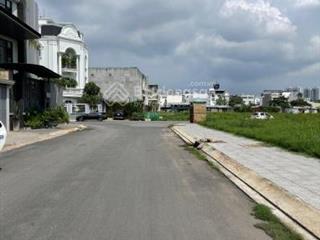 Đất chính chủ đường suối cái, thủ đức, sổ riêng, dt 100m2. giá 3.6 tỷ. đt 0342 421 ***