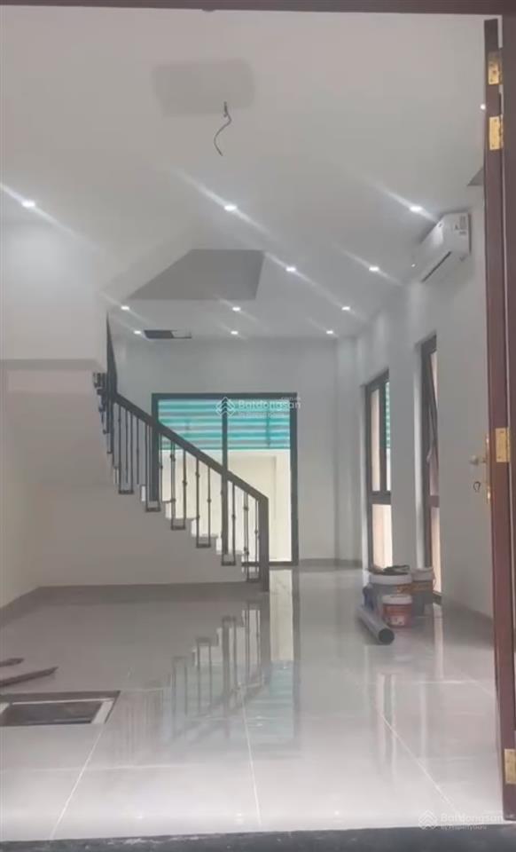 Cc cho thuê căn lk xẻ khe 78m2 xây 4 tầng tại hải âu 8, đã hoàn thiện 3 tầng giá sinh viên 6 tr/th