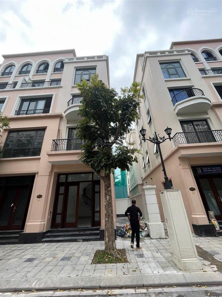 Cc cho thuê căn lk xẻ khe 78m2 xây 4 tầng tại hải âu 8, đã hoàn thiện 3 tầng giá sinh viên 6 tr/th